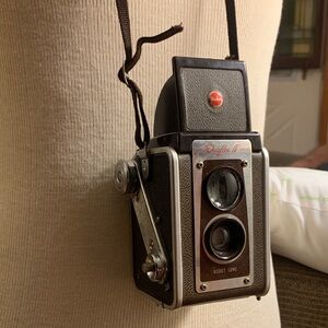 KODAK DUAFLEX IV CAMERA KIT WITH KODET LENS,KODALITE FLASHOLDER